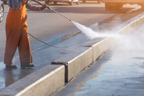 Commercial Concrete Cleaning in Laguna Niguel