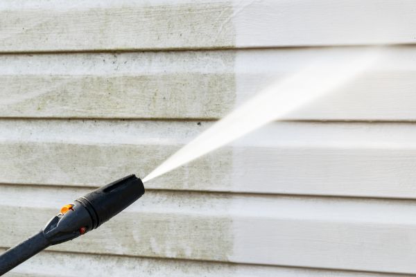 Cost of House Exterior Cleaning in Laguna Niguel