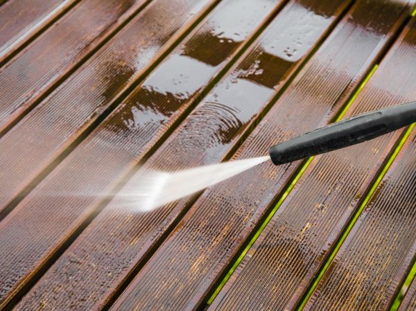 Balcony Cleaning in Laguna Niguel