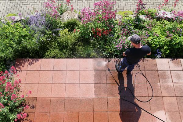 Porch Washing in Laguna Niguel