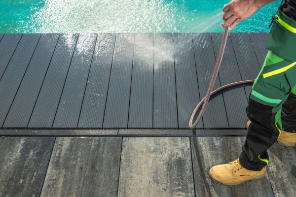 Pool Area Pressure Cleaning in Laguna Niguel