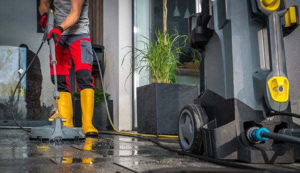 Commercial Pressure Cleaning in Laguna Niguel