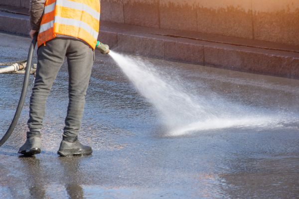 Asphalt Pressure Washing in Laguna Niguel