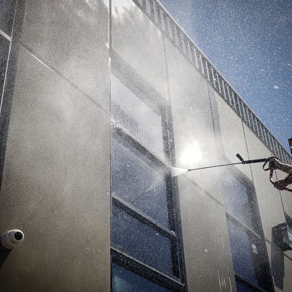 Exterior Building Washing in Laguna Niguel