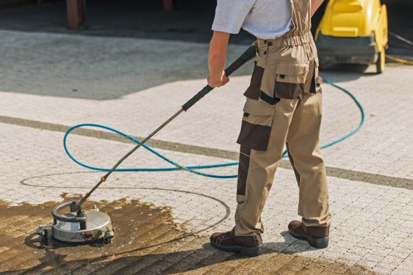 Townhouse Driveway Cleaning in Laguna Niguel