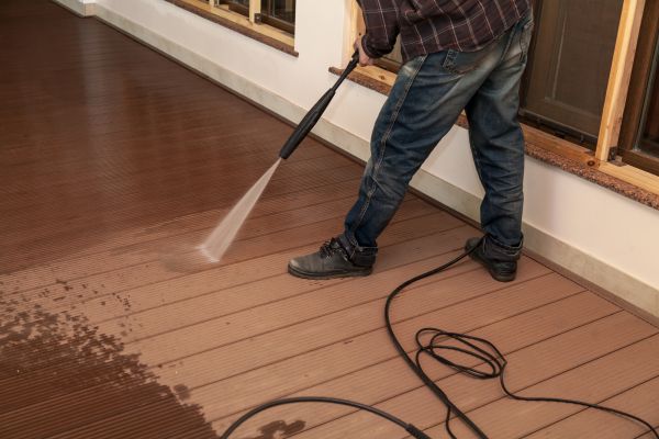 Veranda Cleaning in Laguna Niguel