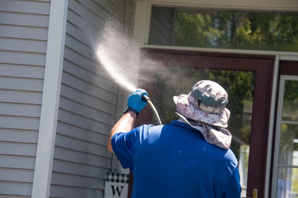 Siding Pressure Washing in Laguna Niguel