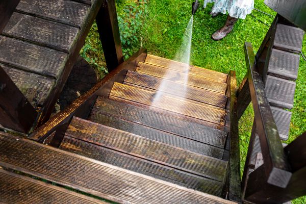 Wood Power Washing in Laguna Niguel